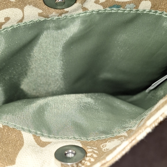 Kavu Tan and Cream Patterned Bag - Picture 7 of 14